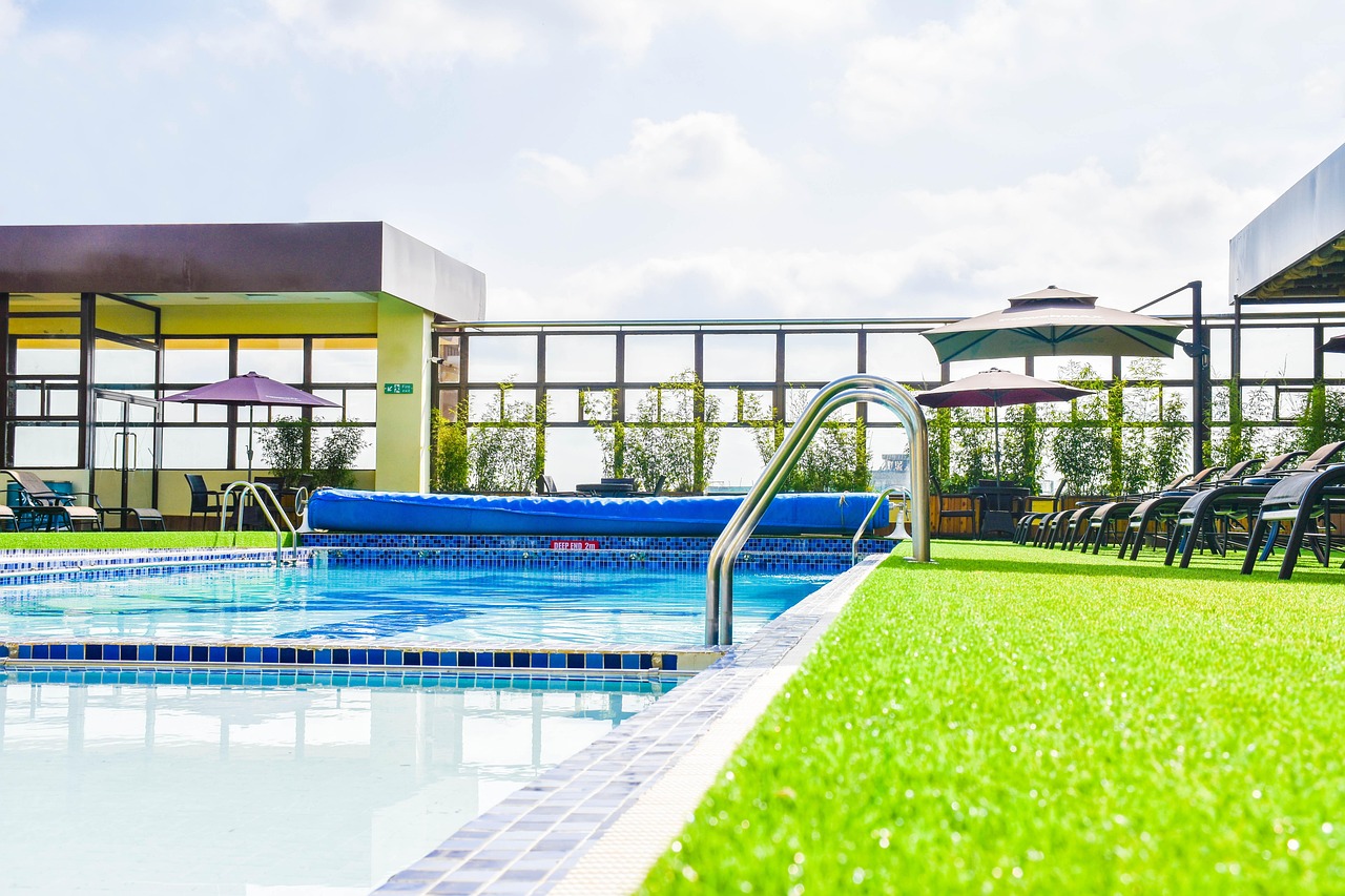 Custom inground pool builders in Katy, TX
